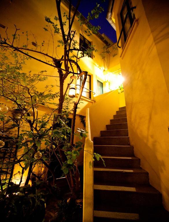 Hotel De La Tulipe Paris Eksteriør bilde